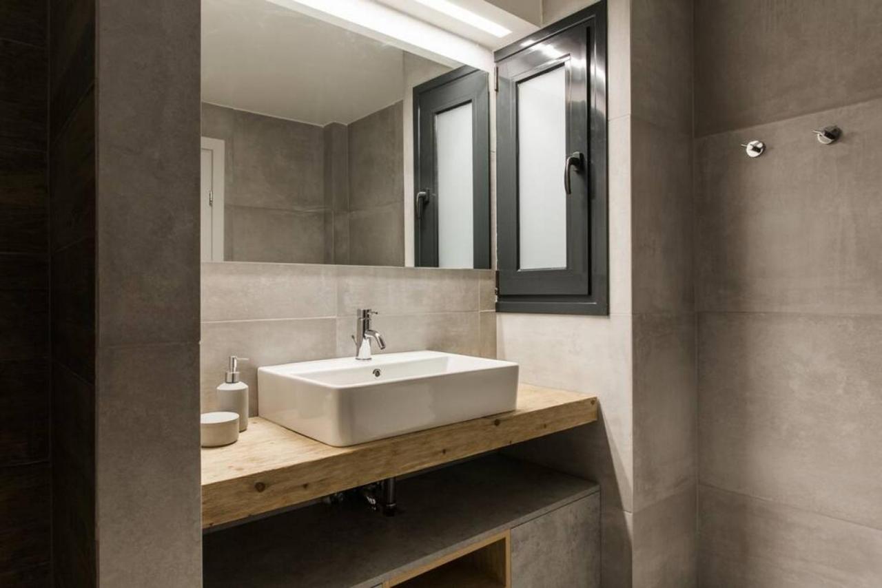 Chic Apartment - Strolling To The Athenian Streets Exterior photo